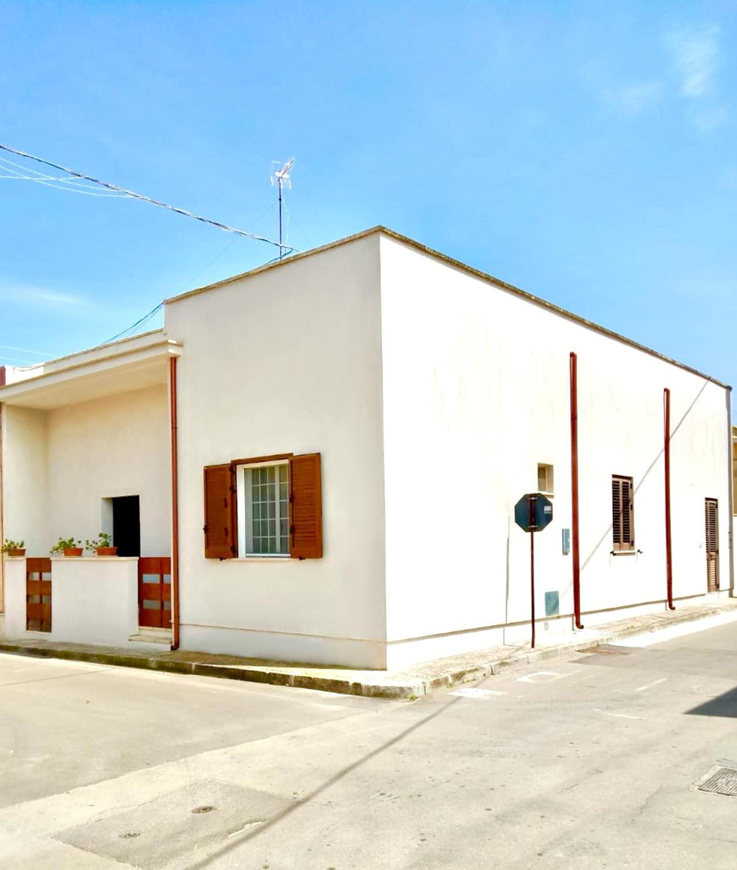 Casa Vacanze Patrizia Botrugno Exteriör bild